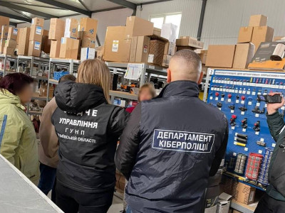 Кіберполіція викрила власника української групи компаній, яка співпрацювала з росією