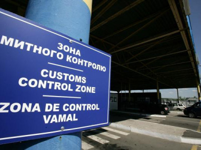 Перші вантажі у рамках «митного безвізу» з ЄС вже прямують з України