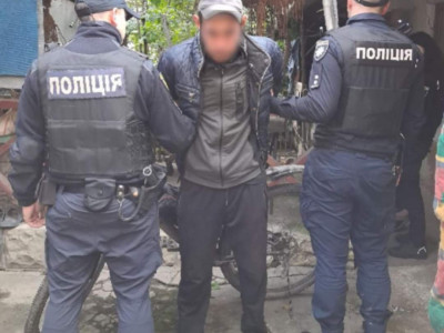 Патрульні затримали чоловіка, який викрав велосипед