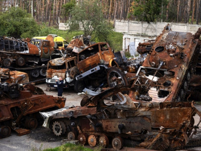 ДБР заявило про виявлення під Лиманом штабу військ РФ із «важливою документацією»