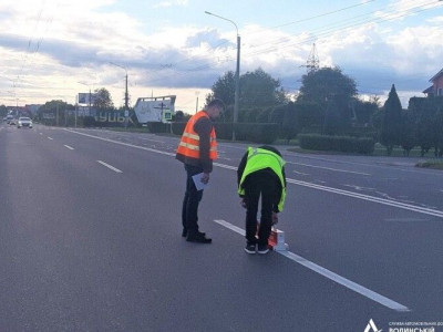 Перевірили,чи якісно нанесена розмітка на волинських дорогах