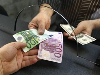 Нацбанк розширив можливість купівлі валюти до 100 тисяч гривень