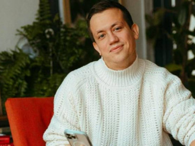 Олексій Дурнєв прокоментував чутки про роман з відомою блогеркою