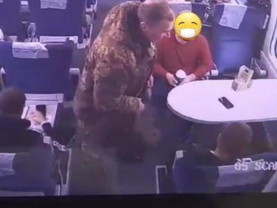 Відповідь колеги провідниці вагона, де виштовхали воїна за неприємний запах