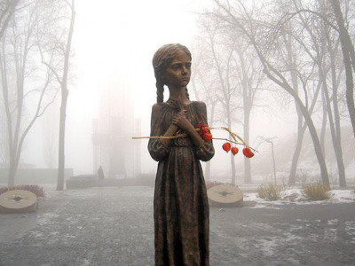 В Національному музеї Голодомору-геноциду відбудеться прем'єра вистави «SИN»