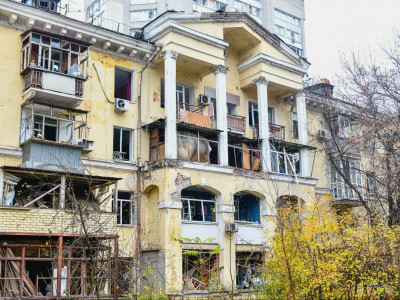 Ворожа армія обстріляла три громади на Дніпропетровщині