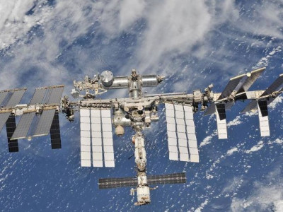 Hubble показав зіткнення галактик