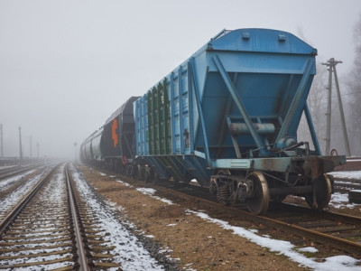 Аграрії просять “Укрзалізницю” переглянути умови використання вагонів-зерновозів