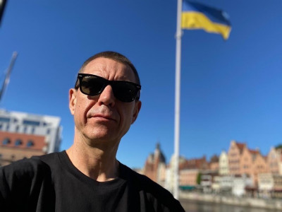 Сергій Міхалок та гурт Ляпіс Трубецькой презентували новий відеокліп на українську версію пісні Гаррі