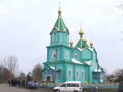 Церковний скандал на Волині: священник мп викрав сейф і статут