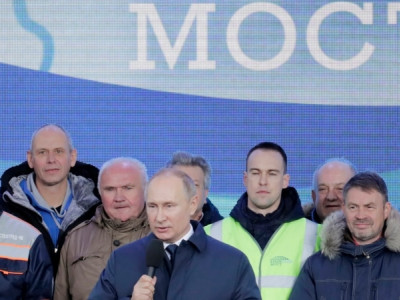 Путін доручив Хуснулліну завершити ремонт залізничної частини Керченського мосту – ЗМІ