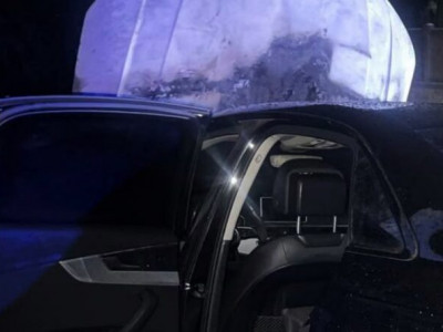 У Рівному невідомий підпалив легковик Audi A4