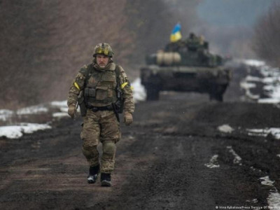 Окупанти зміцнюють оборонні рубежі та наступають на двох напрямках – Генштаб
