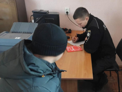 Назвався хірургом й ошукав пенсіонерку: в Корюківці поліцейські затримали шахрая