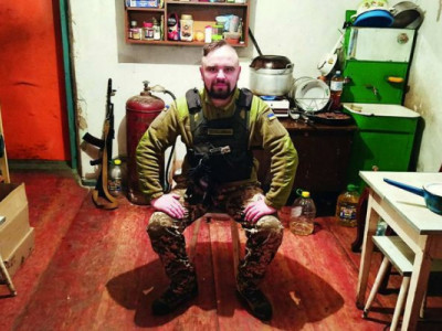 «Мої діти дали наказ іграшковому ведмедику повернути тата з фронту живим…» (ФОТО)