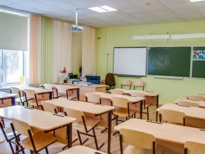 У Польщі відкриють школи з українською програмою