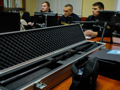 Полтавським піротехнікам передали магнітометр