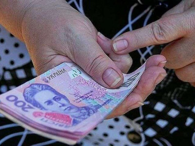 Українцям перерахують пенсії з 1 березня: кому й на скільки збільшать виплати