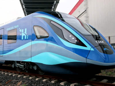 Китай запускає потяг, який працює на водні й може розганятися до 160 км/год