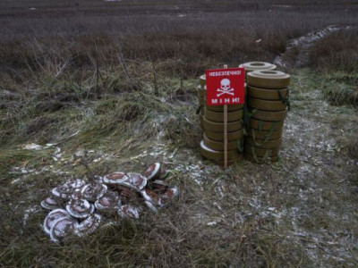В полі на Харківщині підірвалися двоє чоловіків