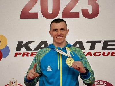Чернівчанин здобув «золото» на змаганнях з карате у Єгипті