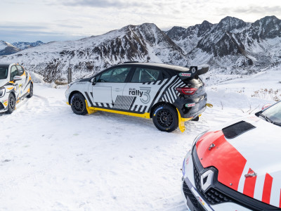 Renault представила повнопривідний Clio