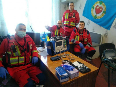 Тернопільські лікарі під обстрілами на Херсонщині рятують життя людей