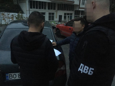 1000 доларів вигоди: судитимуть тернополянина за допомогу в ухилянні від армії