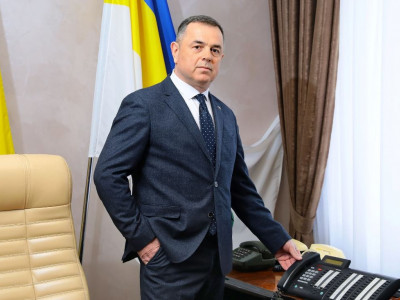 Тернопільського податківця затримали на хабарі в 1 мільйон гривень