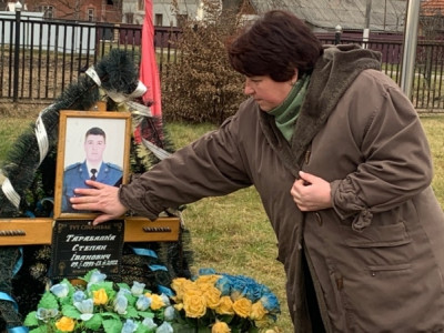 «Треба бути дуже відважним, щоб виходити проти 2-3 ворожих літаків». Історія льотчика-винищувача Степана Тарабалки