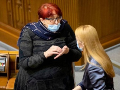 Нардеп Галина Третьякова внесла до Ради законопроект про відміну святкування Різдва 7 січня