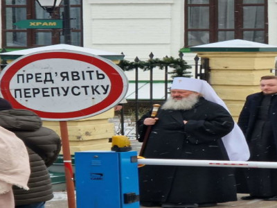 Конфлікт навколо Києво-Печерської Лаври: чому закрили доступ до печер і чого очікувати далі