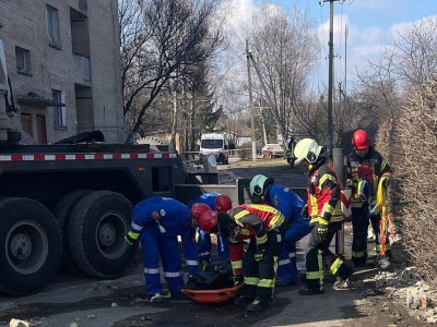 На Обухівщині з-під завалів дістали ще одного загиблого (ФОТО)