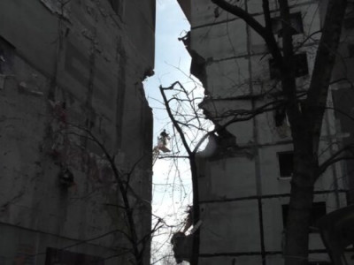 Людей виводили із закривавленими обличчями — наслідки ракетного удару по Запоріжжю, ВІДЕО