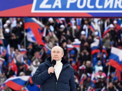 Криваві гроші Кремля: Путін виділив гранти своїм зіркам, які підтримали війну Україні