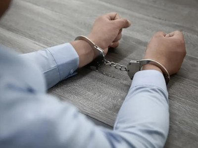 На Закарпатті підлітки зґвалтували подругу та отримали умовний термін - жертва не мала адвоката