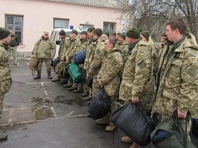 Мобілізація продовжується: в обласному “військкоматі” розповіли про вручення повісток у громадських місцях