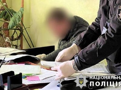 Здавав в оренду державну техніку, а гроші клав собі в кишеню