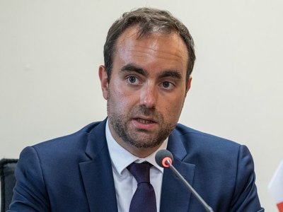Франція подвоїть постачання 155-мм снарядів в Україну