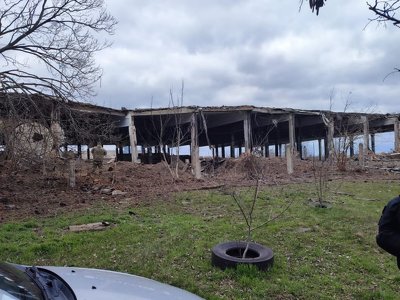 Росіяни обстріляли Берислав на Херсонщині – є руйнування і поранений