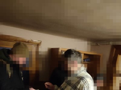 Прокуратура повідомила про підозру чоловікові, який втік від війни на Прикарпаття, щоб прославляти армію росії