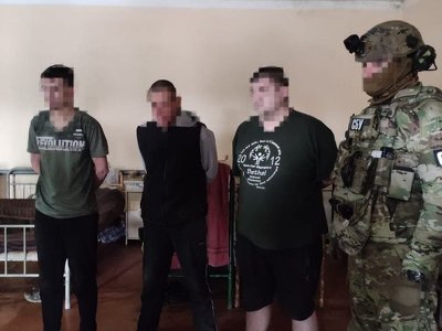 У колонії на Рівненщині викрили шахраїв, які просили викуп за «звільнення» з полону військових