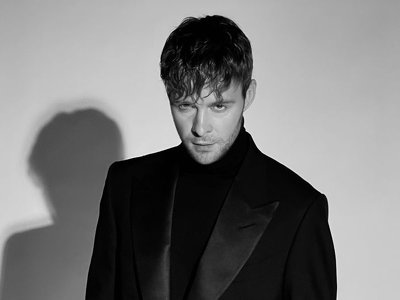 Макс Барських підписав контракт з Warner Music Poland і випустив новий англомовний трек