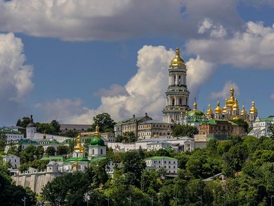 Перешкоджання роботі комісії Мінкульту в Лаврі: у поліції заявили, що сутичок сьогодні не було