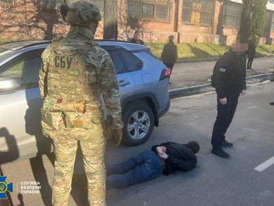 СБУ припинила масштабну корупційну схему на Житомирській митниці