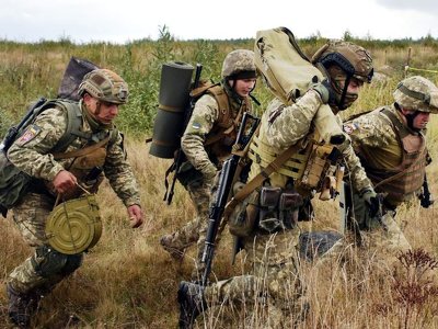 В Україні стартував відкритий курс з сучасного військового вишколу