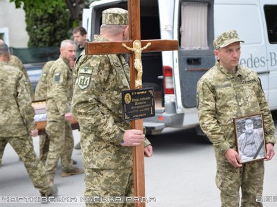 Повернувся до рідного міста, став на військовий облік у військоматі, пішов до друзів на колишню роботу і... раптово помер воїн з Тернопільщини