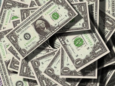 Курс валют на 28 травня: скільки коштують долар та євро