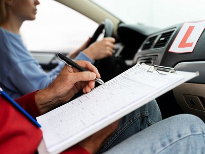 Стало відомо, як і де отримати талон попереднього запису на іспит на авто категорії В