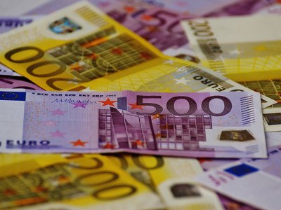 Курс валют на 29 травня: ціна євро і долара на міжбанку, чорному та готівковому ринках